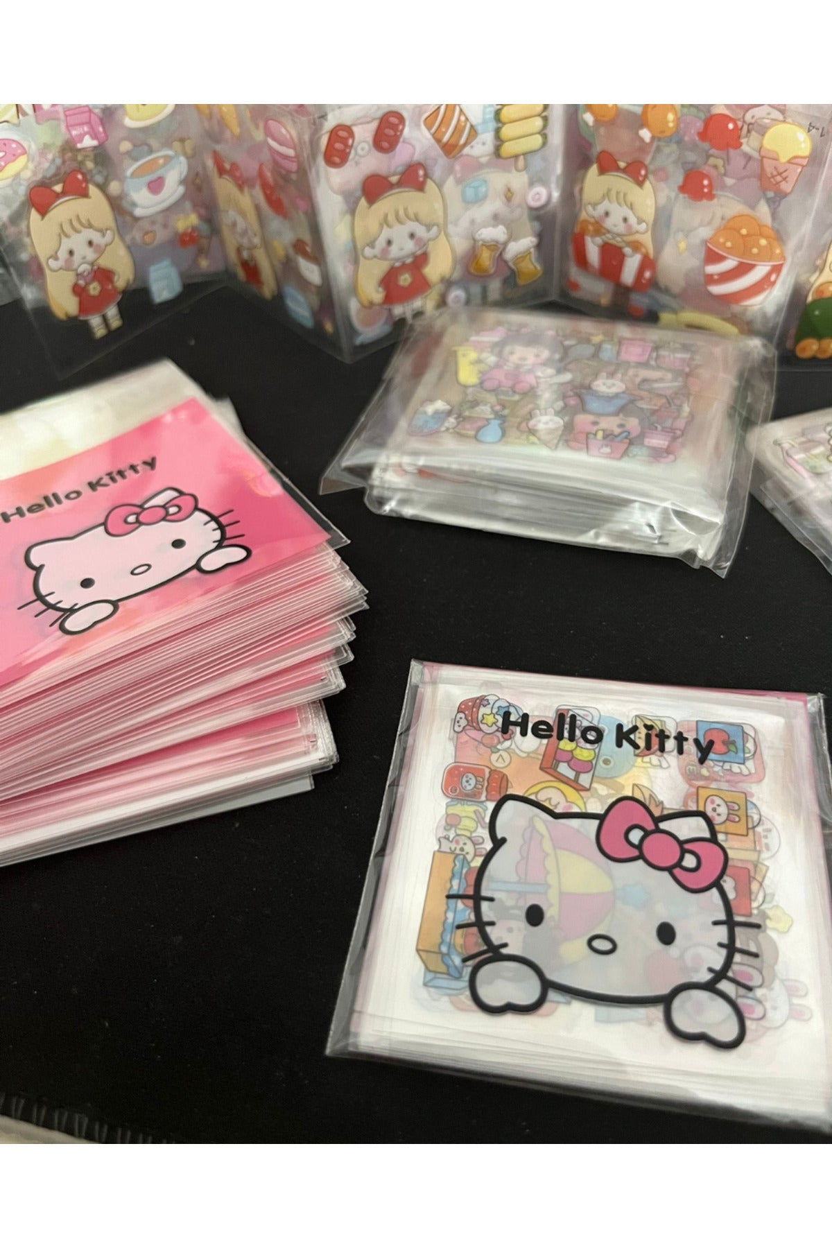 20 Adet Kare Sticker Set Karışık Şekilli Hello Kitty Kuromi Sanrio Poşetli Mini Bant Hediyeli - 3