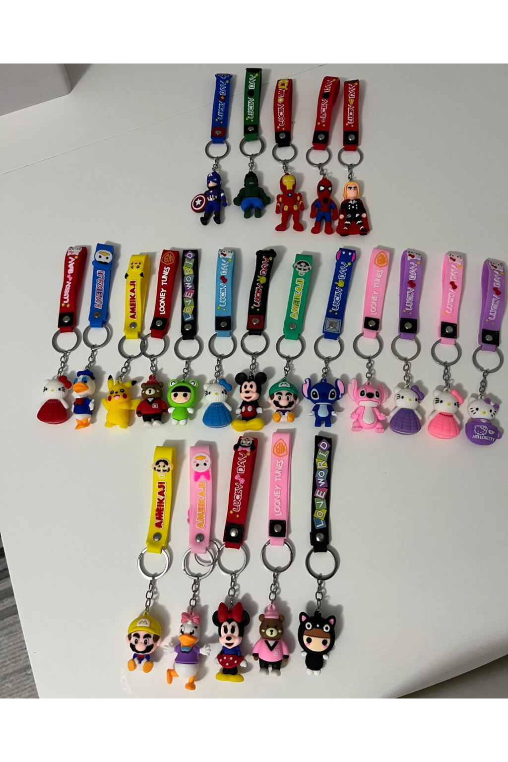 5 Adet Çeşitli 3D Anahtarlık Micky Pikaçu Hello Kitty Basketbolcu Mario Figür Karışık Gönderilir - 6