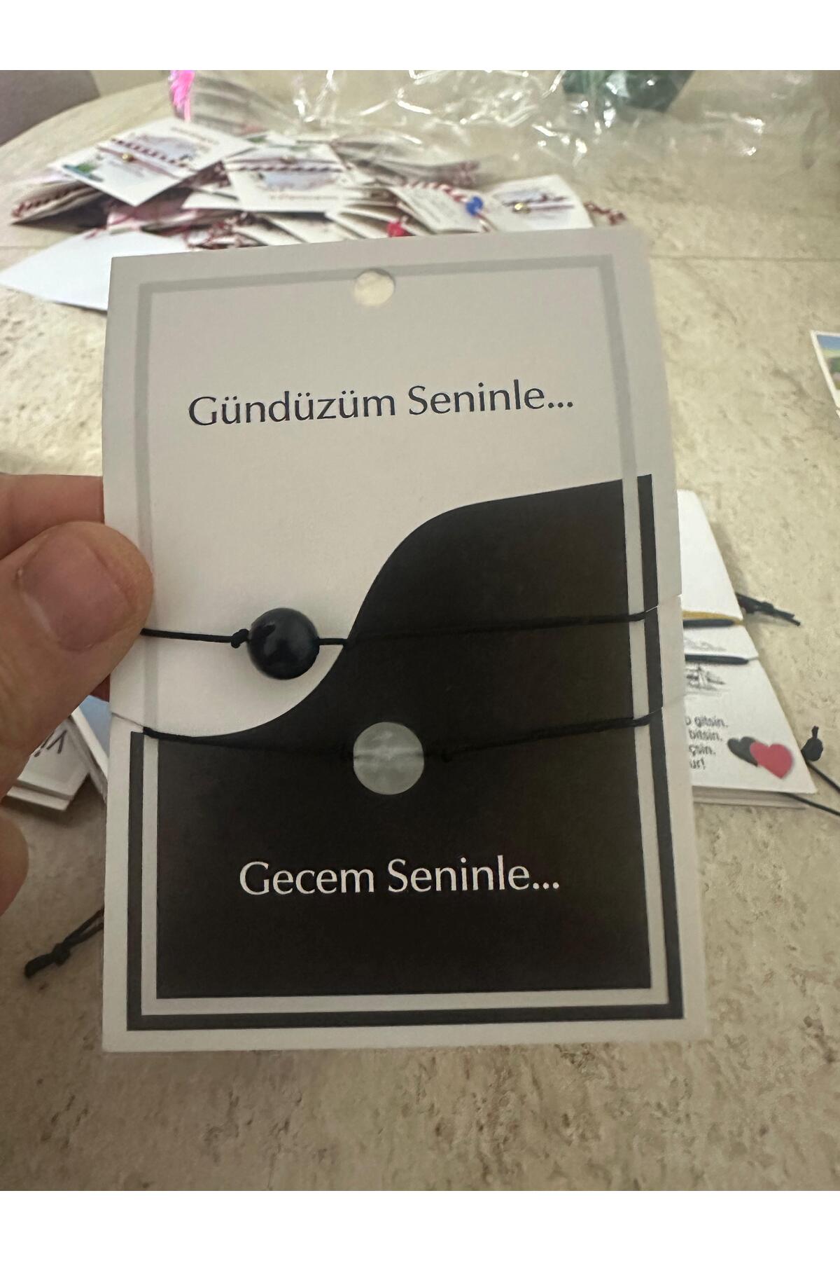 2 Li Siyah Beyaz Yuvarlak Taşlı Çift Bilekliği