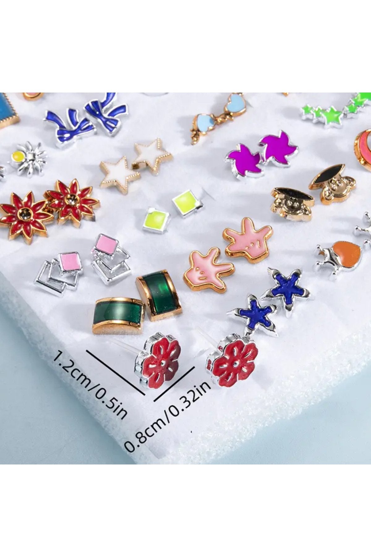 12 Adet Karışık Gönderim Küpe Renkli Sevimli Hediyelik